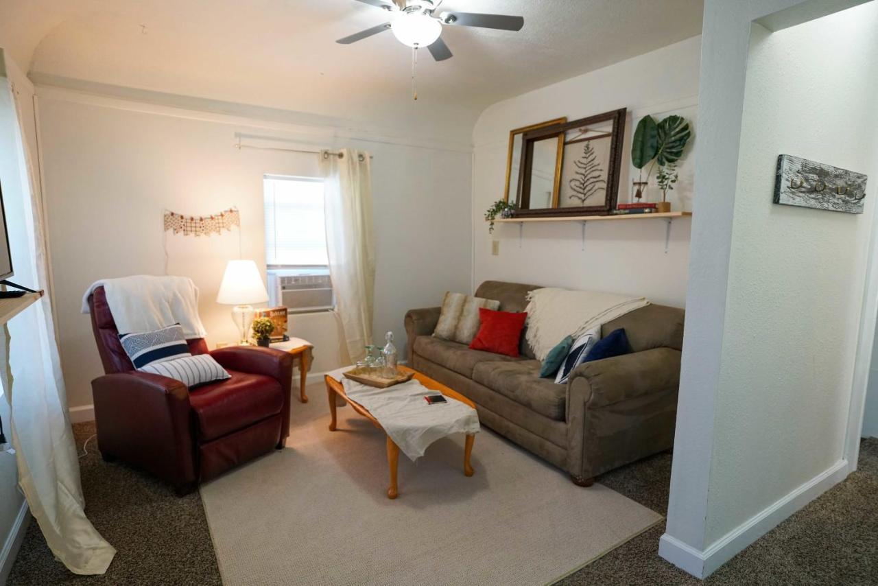 2 Bedroom Apartment Near Ndsu And Downtown 法戈 外观 照片
