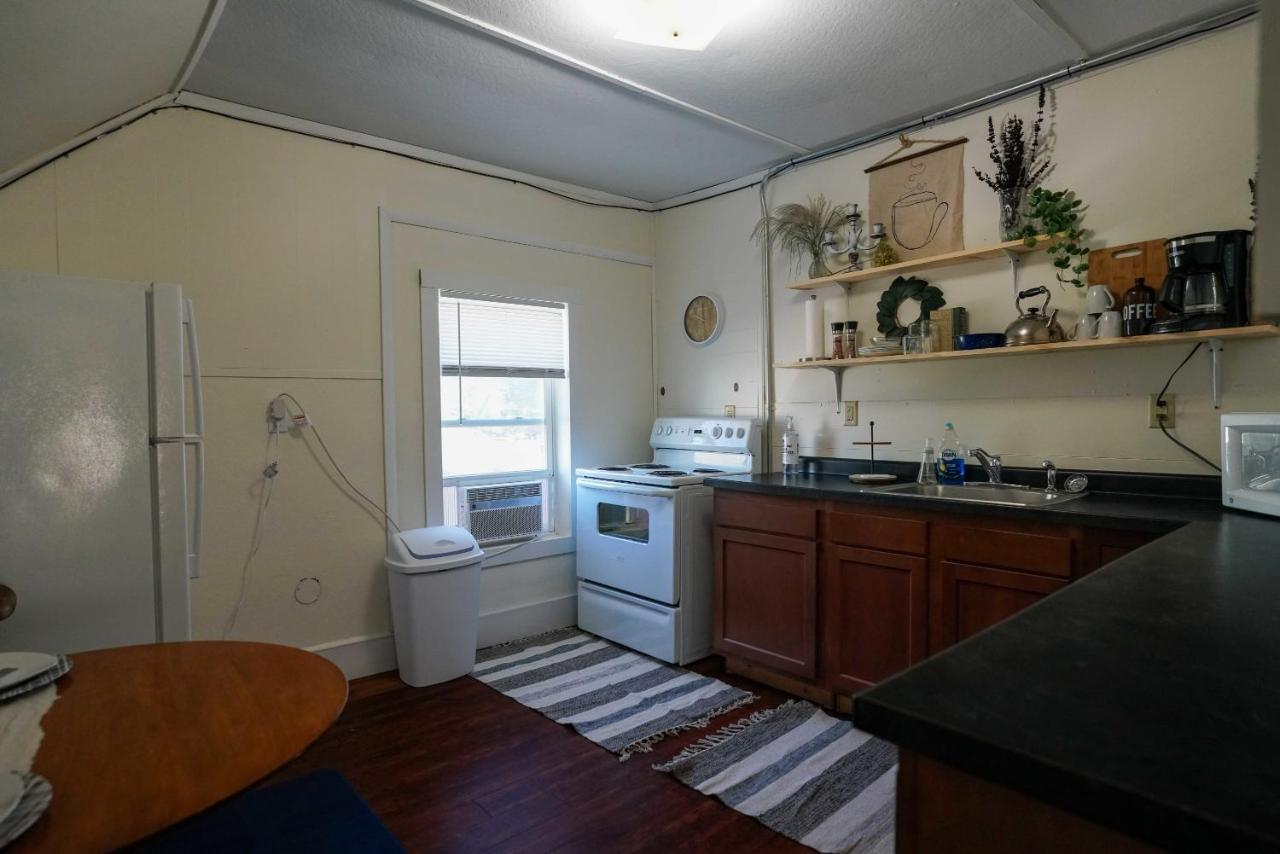 2 Bedroom Apartment Near Ndsu And Downtown 法戈 外观 照片